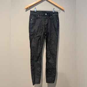 R + A Skinny Jeans Size 24